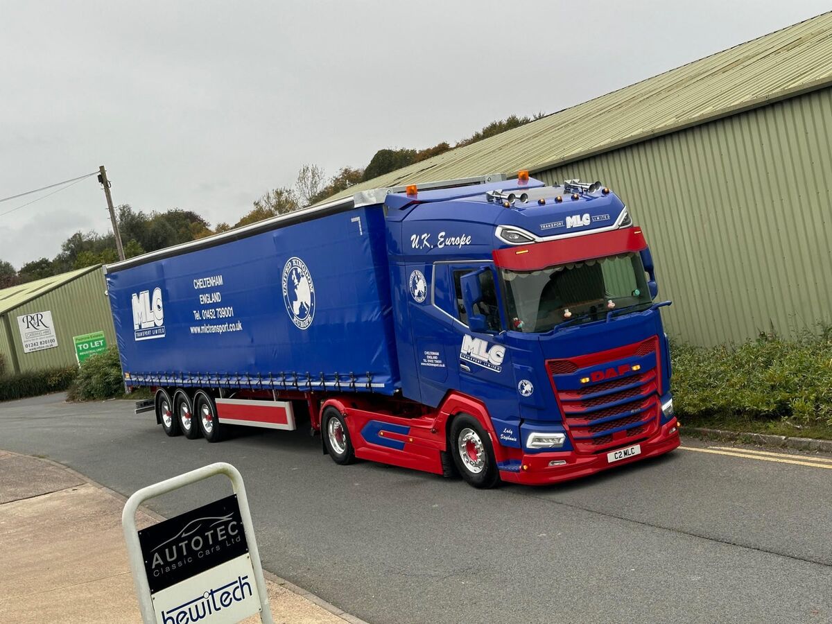 MLC DAF truck rear view